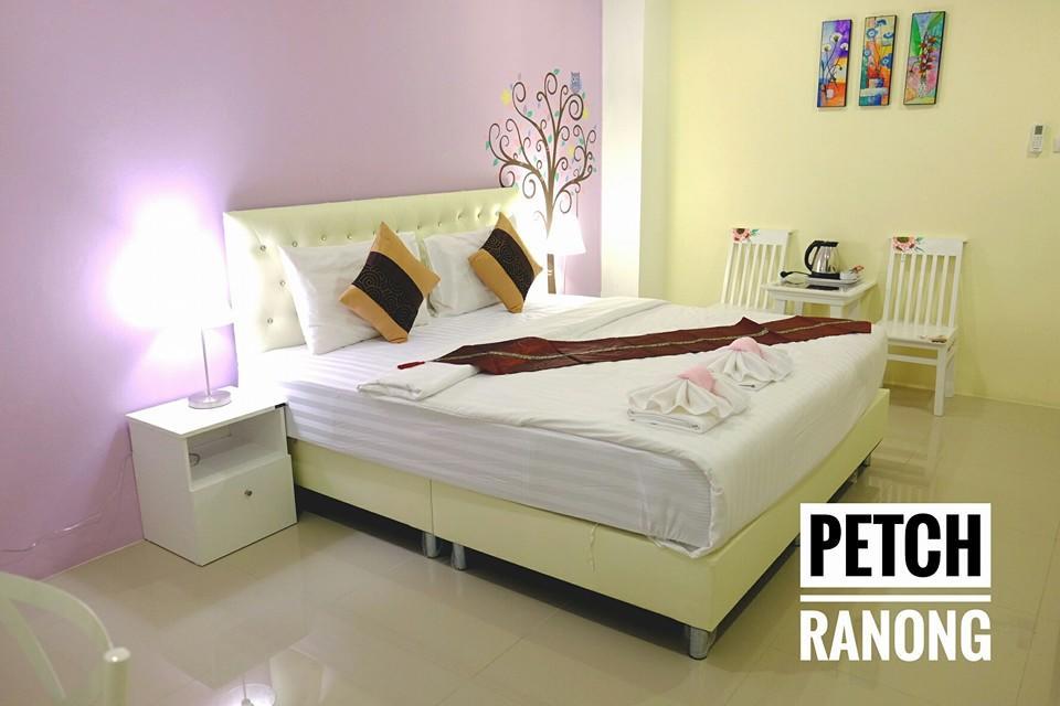Petch Ranong @ Town Apartment Exterior photo