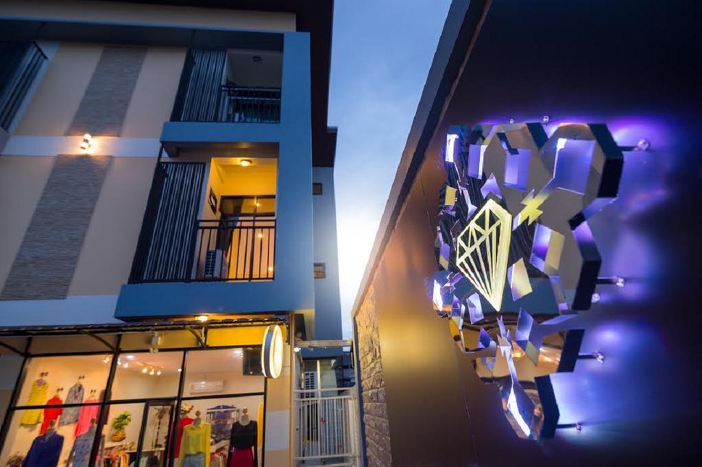 Petch Ranong @ Town Apartment Exterior photo
